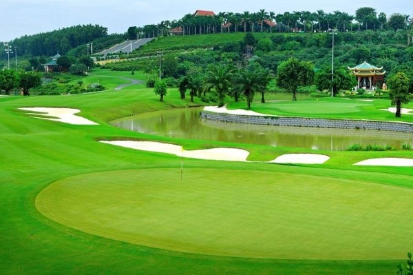 Sân tập golf Rạch Chiếc