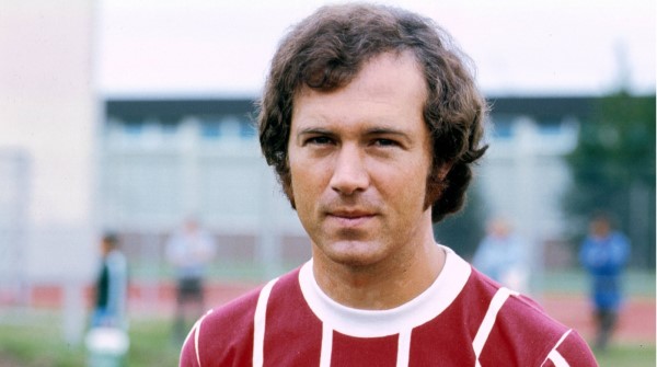 Franz Beckenbauer hậu vệ vĩ đại nhất mọi thời đại