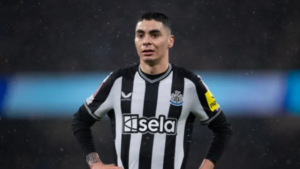 Miguel Almiron tiện đạo cánh phải không thể thiếu trong đội hình Newcastle