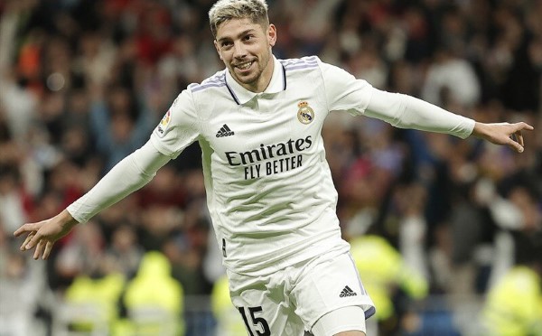 Federico Valverde là một tiền vệ trung tâm toàn diện