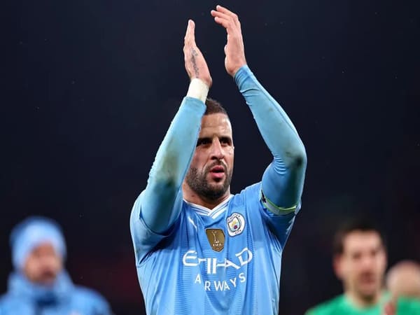 Hậu vệ phải sở hữu khả năng phòng thủ và tốc độ cực tốt - Kyle Walker