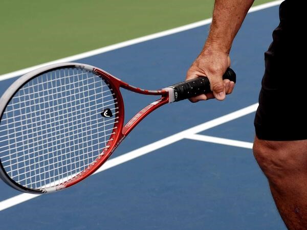 Kỹ thuật cầm vợt Continental Forehand Grip