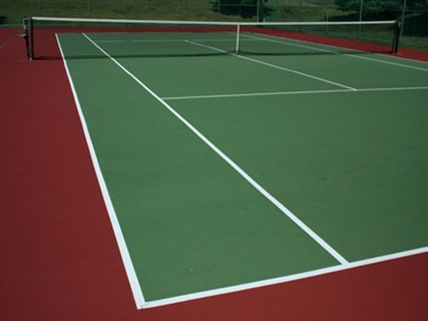 Kích thước sân tennis tính bằng feet