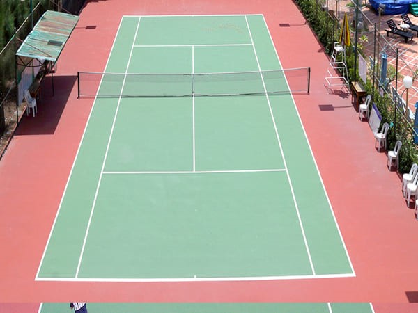 Kích thước sân tennis tính bằng yard