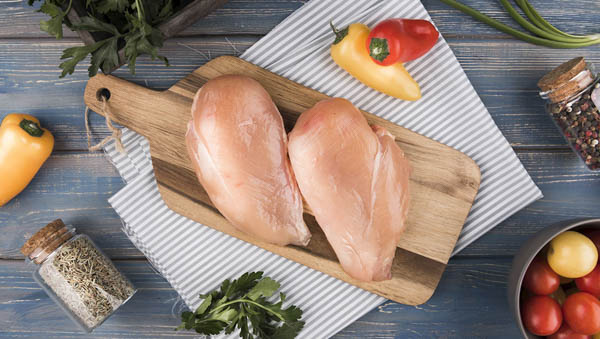 600g ức gà bao nhiêu protein?