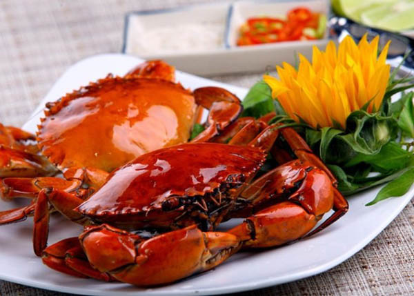 Cua hấp bao nhiêu protein?