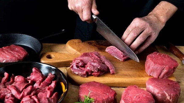 Thịt bò có hàm lượng protein tương đương thịt gà