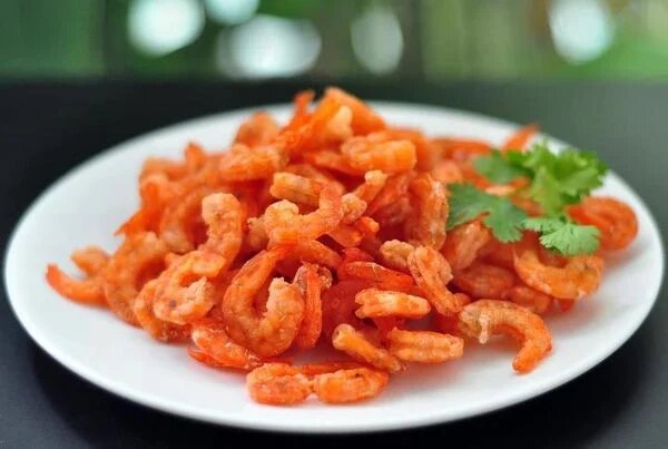 Tôm khô: Nguồn protein tiện lợi và dễ sử dụng